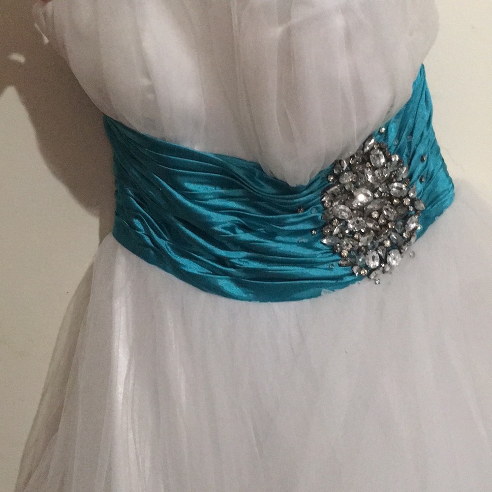 STRAPLESS DRESS | SIZE 0 - Picture 4 of 4